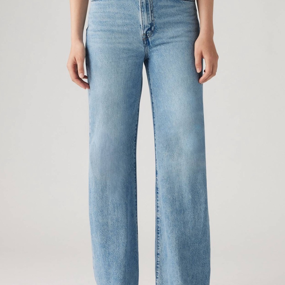 Levi’s Premium Ribcage Wide Leg Women's Jeans